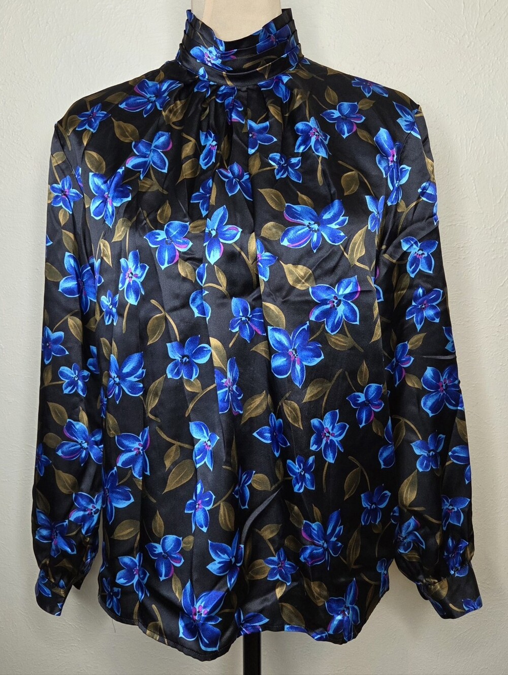 Vintage Worthington Blue Floral Satin Mock Neck Blouse Women's 12P Secretary Chi